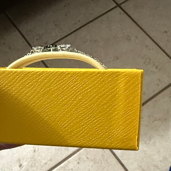 Swarovski Mesmera Bracelet (Mixed cuts, Green, Rhodium plated) - Picture 8 of 16